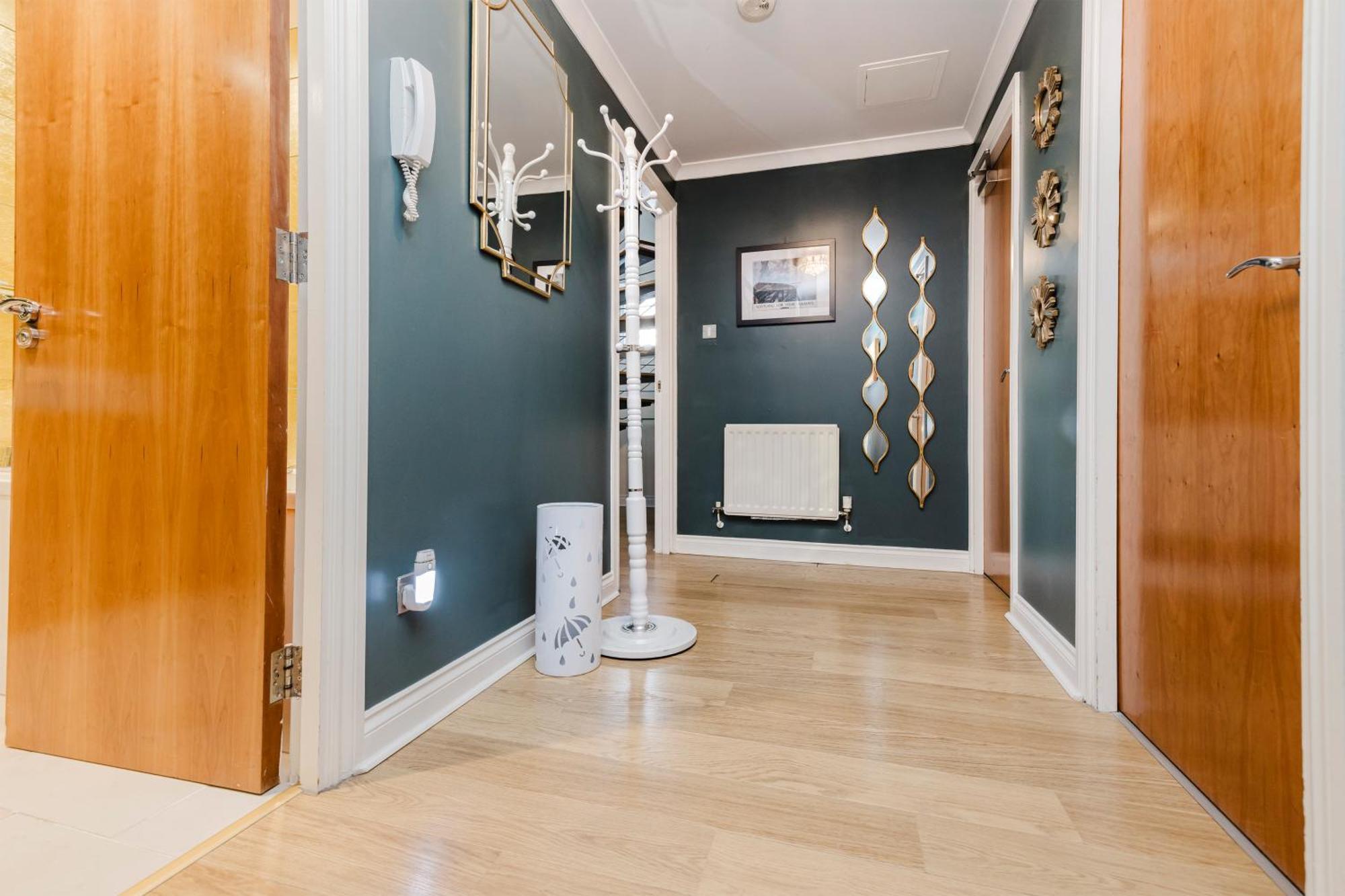 Joivy Stylish Apartment With Balcony In Old Town EDI Kültér fotó
