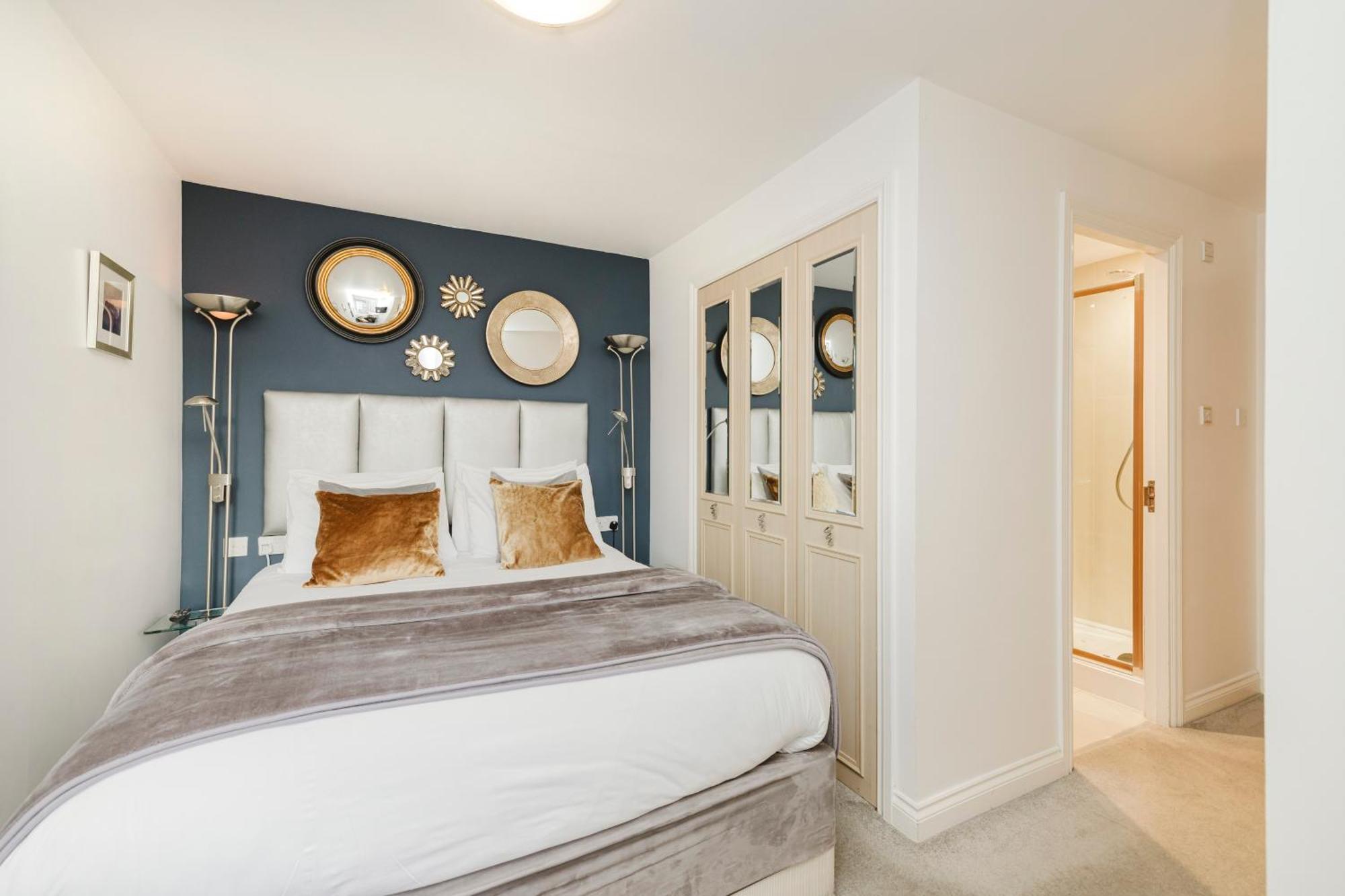 Joivy Stylish Apartment With Balcony In Old Town EDI Kültér fotó