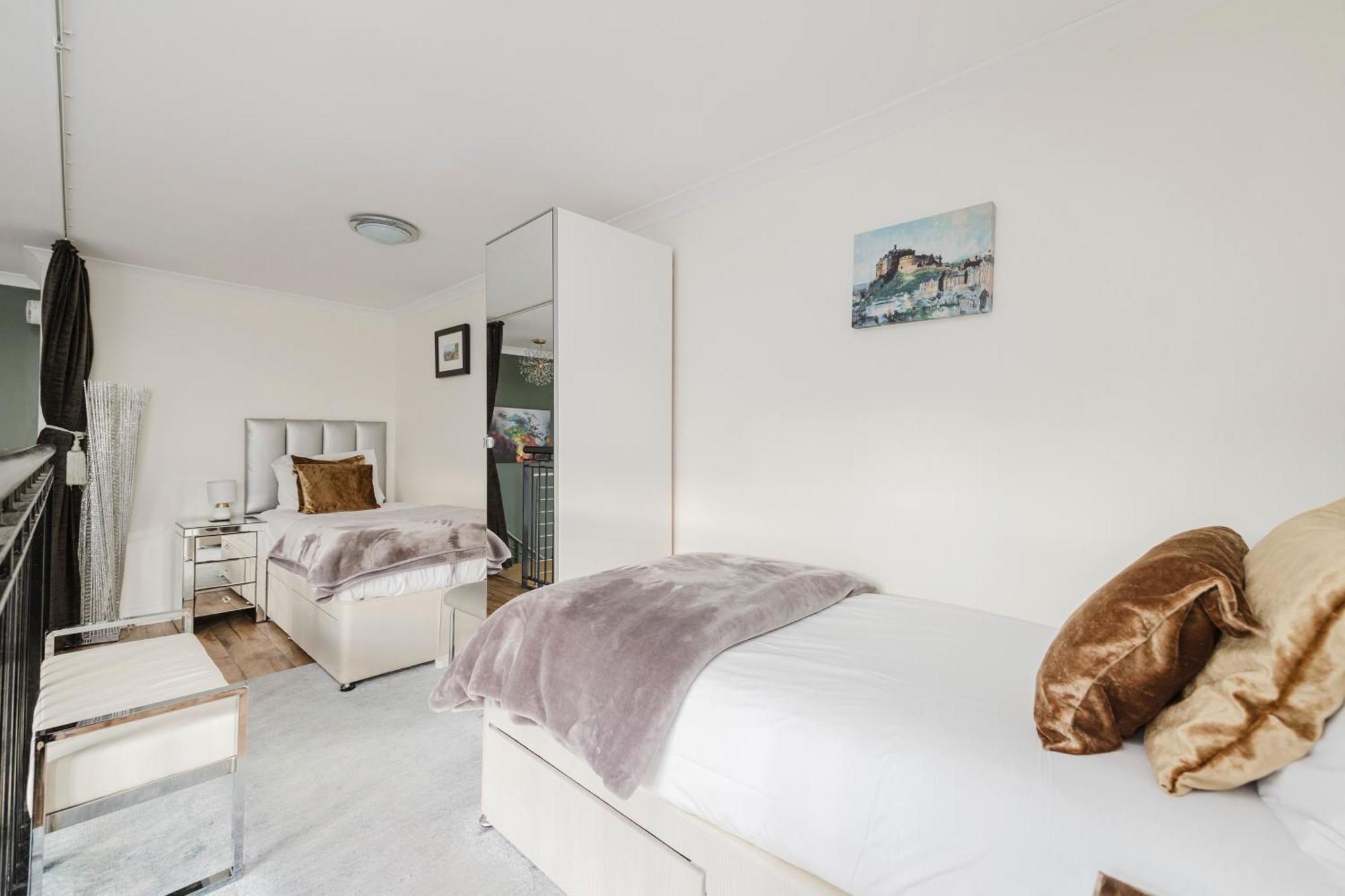 Joivy Stylish Apartment With Balcony In Old Town EDI Kültér fotó